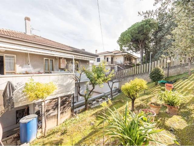 Villa Indipendente in vendita a Montesilvano, Abruzzo