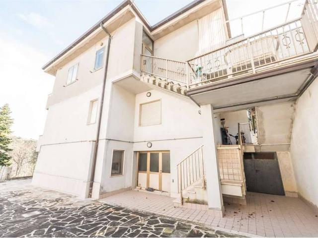 Villa Indipendente in vendita a Montesilvano, Abruzzo