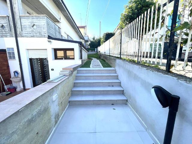 Appartamento in vendita a Montesilvano, Abruzzo