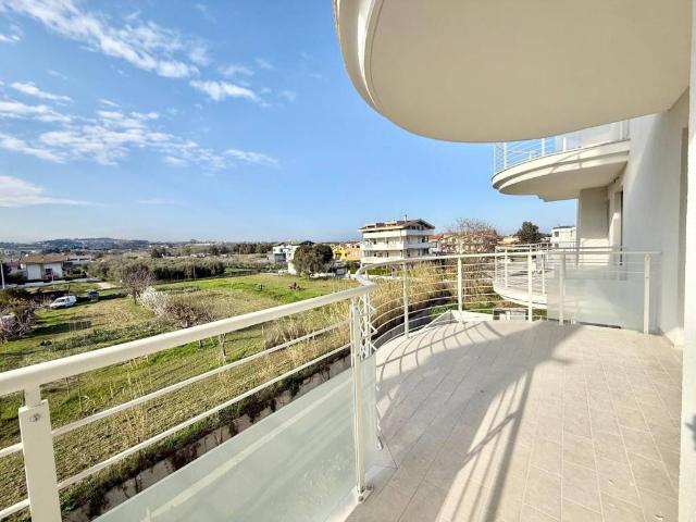 Appartamento in vendita a Montesilvano, Abruzzo