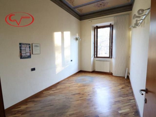 Appartamento in vendita a Montevarchi, Toscana