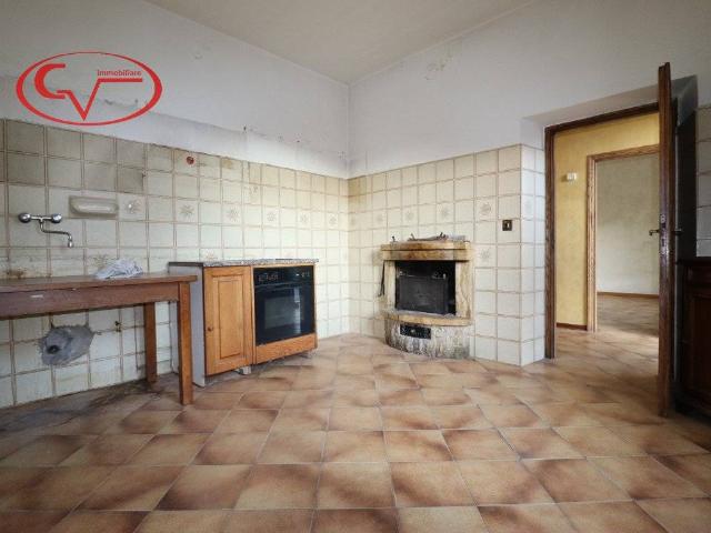 Appartamento in vendita a Montevarchi, Toscana