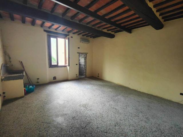 Appartamento in vendita a Montevarchi, Toscana