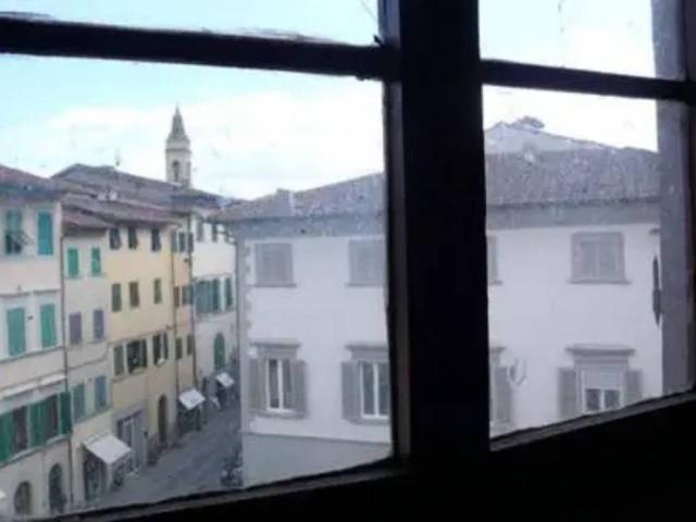 Appartamento in vendita a Montevarchi, Toscana