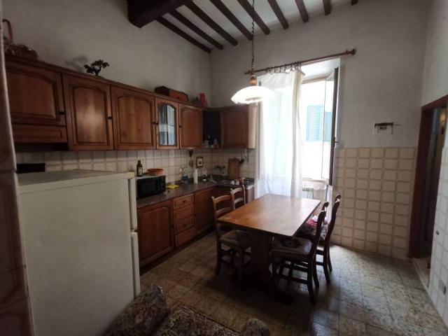 Appartamento in vendita a Montevarchi, Toscana