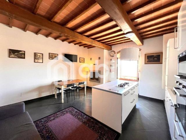 Appartamento in vendita a Montevarchi, Toscana