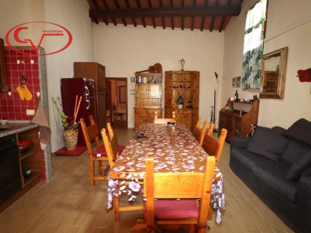 Appartamento in vendita a Montevarchi, Toscana