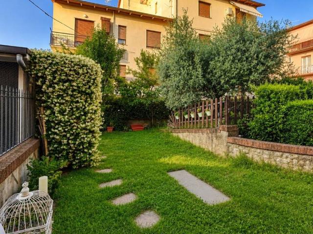 Appartamento in vendita a Montevarchi, Toscana