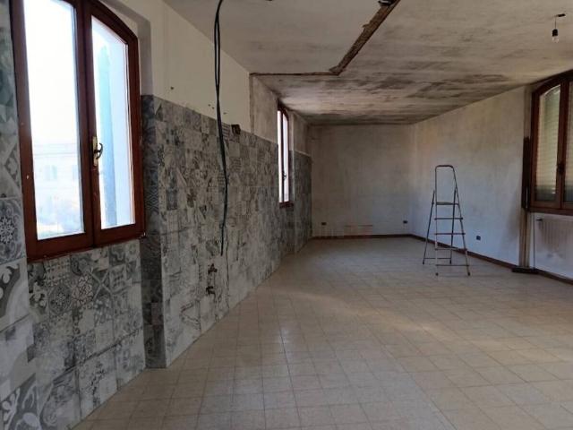 Appartamento in vendita a Montevarchi, Toscana