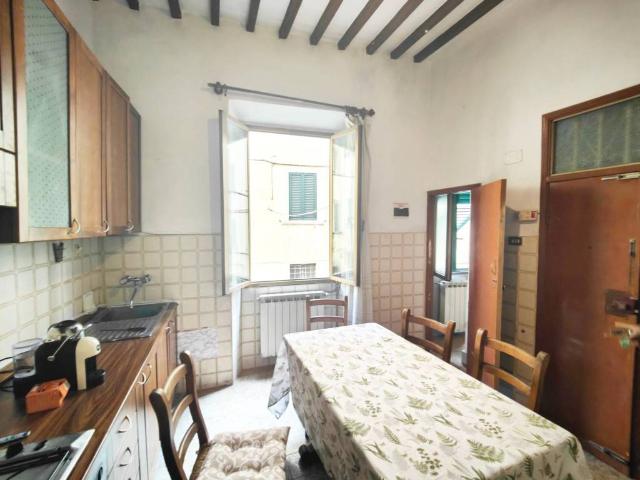Appartamento in vendita a Montevarchi, Toscana