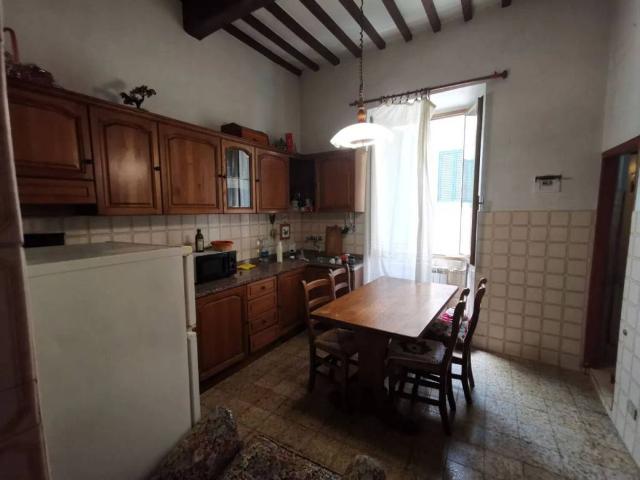 Appartamento in vendita a Montevarchi, Toscana
