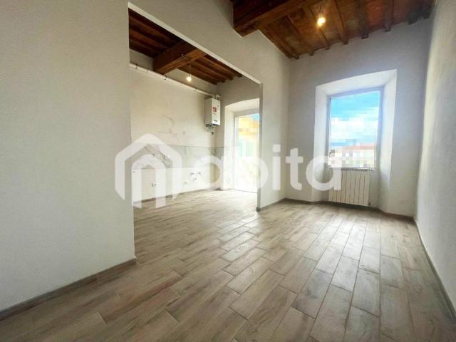 Appartamento in vendita a Montevarchi, Toscana