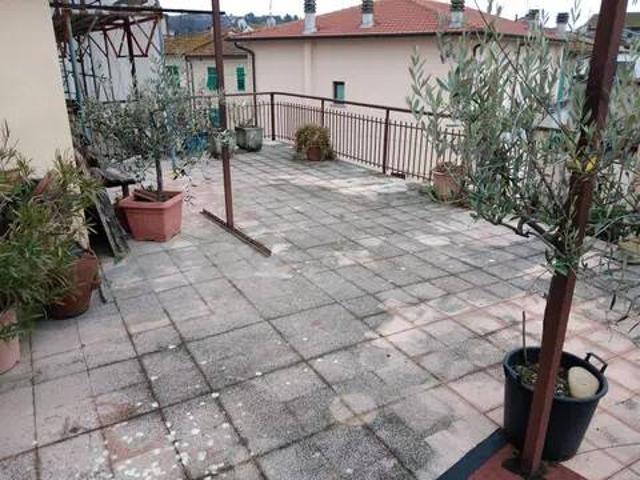 Appartamento in vendita a Case Mearino, Bucine