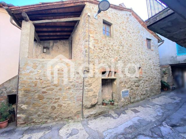 Appartamento in vendita a Montevarchi, Toscana