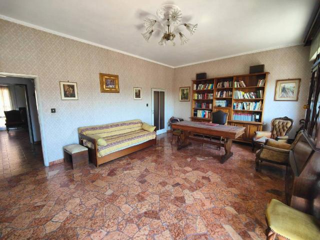 Appartamento in vendita a Giglio, Montevarchi