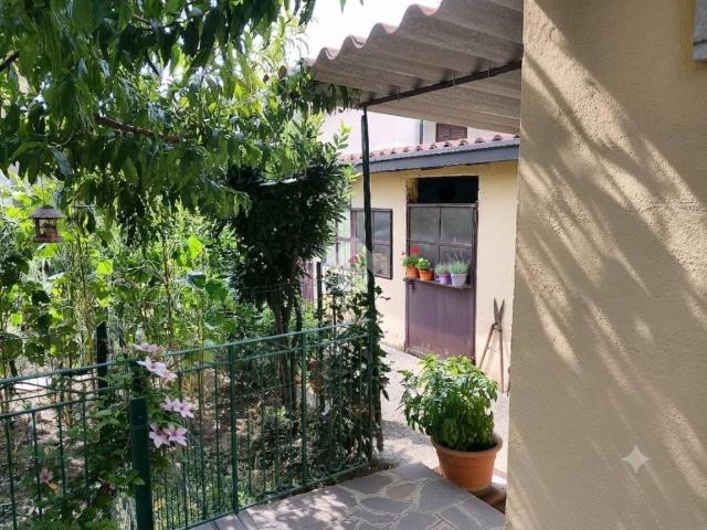 Appartamento in vendita a Quattro Strade, Montevecchia