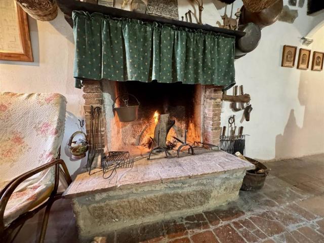 Appartamento in vendita a Monteverdi Marittimo, Toscana