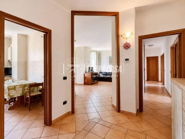 Appartamento in vendita a Monticello, Lombardia