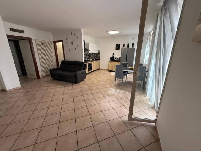 Appartamento in vendita a Montichiari, Brescia