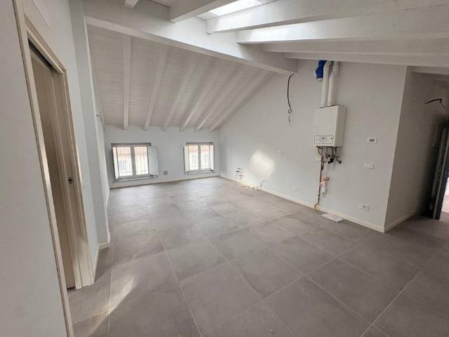 Appartamento in vendita a Montichiari, Lombardia