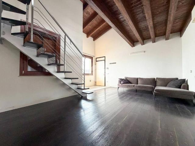 Appartamento in vendita a Montichiari, Lombardia