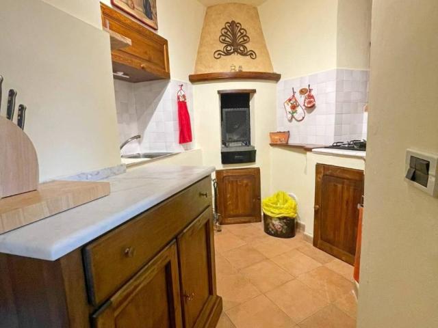 Appartamento in vendita a Monticiano, Siena