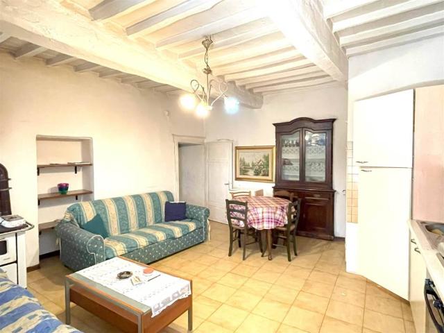 Appartamento in vendita a Montieri, Toscana