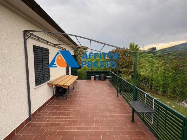 Appartamento in vendita a Montignoso, Toscana