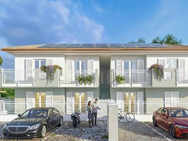 Appartamento in vendita a Montignoso, Toscana