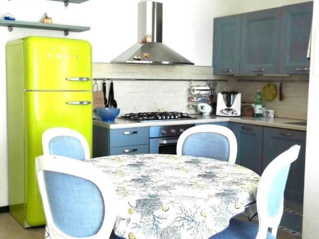 Appartamento in vendita a Montignoso, Toscana