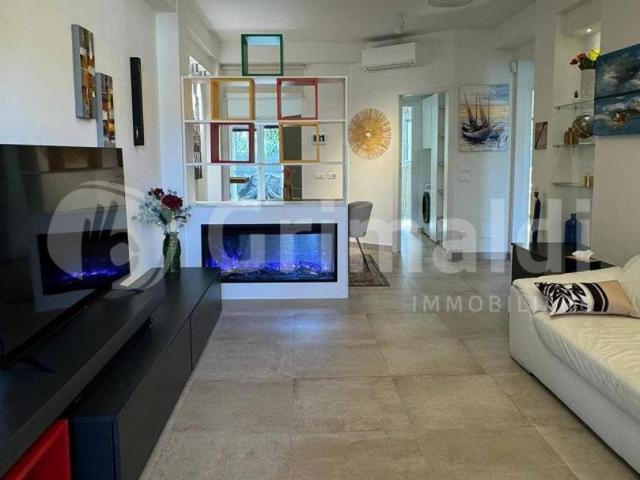 Appartamento in vendita a Montignoso, Toscana