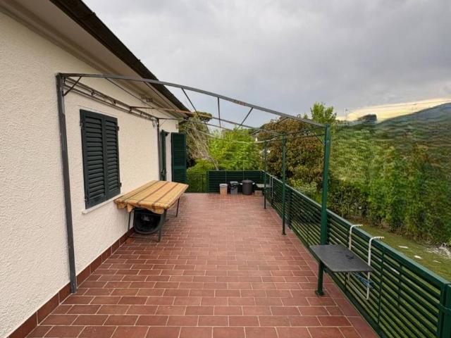 Appartamento in vendita a Montignoso, Toscana
