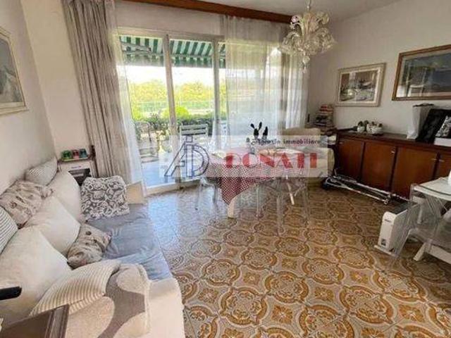Appartamento in vendita a Montignoso, Toscana