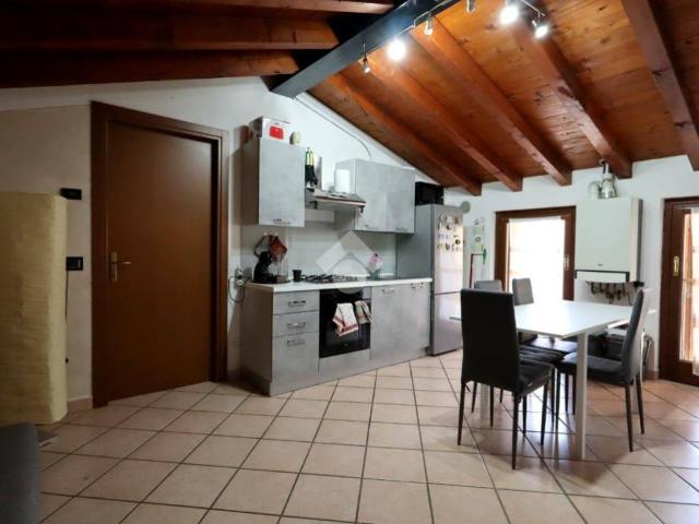 Appartamento in vendita a Montirone, Lombardia