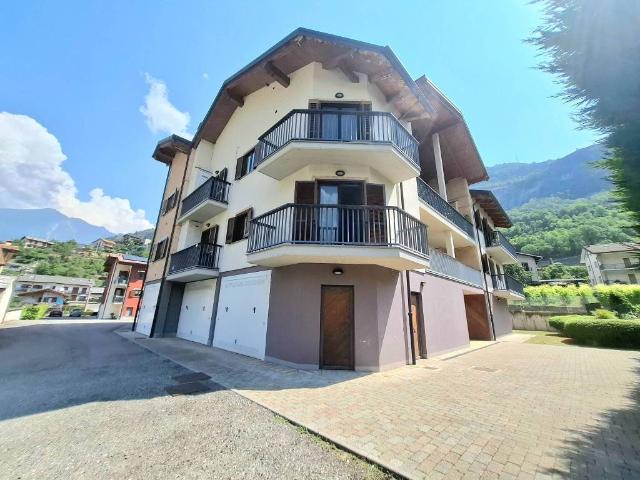 Appartamento in vendita a Montjovet, Aosta