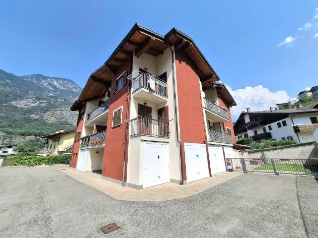 Appartamento in vendita a Montjovet, Aosta
