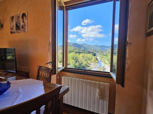 Appartamento in vendita a Montoggio, Liguria