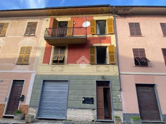 Appartamento in vendita a Montoggio, Liguria