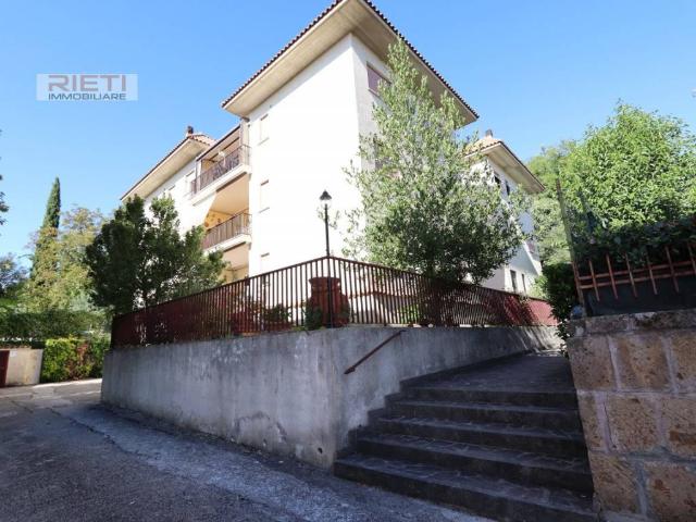 Appartamento in vendita a Montopoli Di Sabina, Lazio