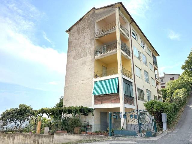 Appartamento in vendita a Montopoli Di Sabina, Lazio