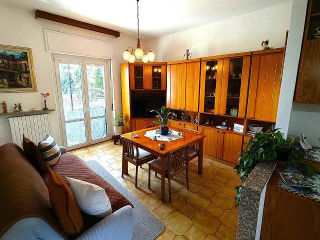 Appartamento in vendita a Montorfano, Como