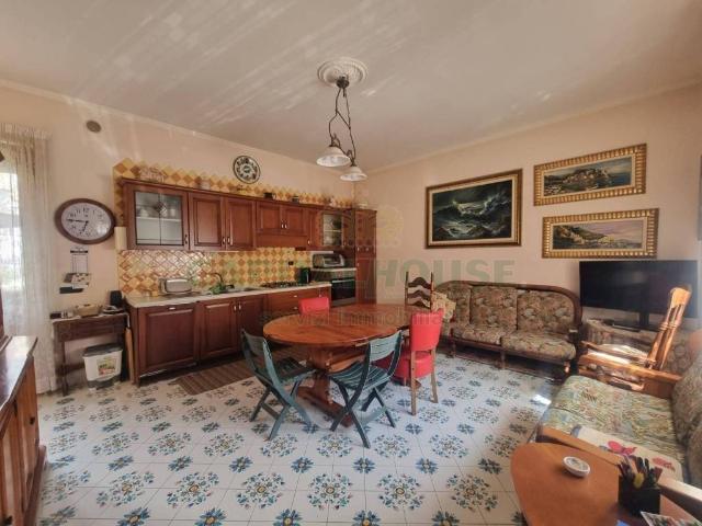 Appartamento in vendita a Montoro, Campania
