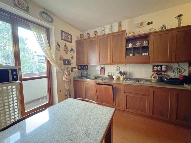 Appartamento in vendita a Vedano Al Lambro, Lombardia