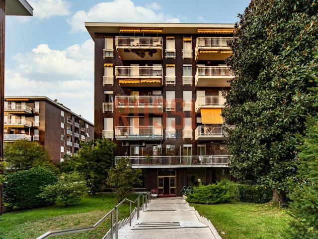 Appartamento in vendita a Cristo Re, Monza
