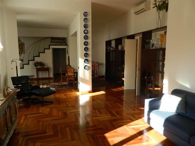 Appartamento in vendita a Monza, Centro