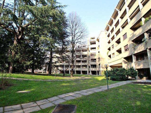 Appartamento in vendita a Regina Pacis, Monza