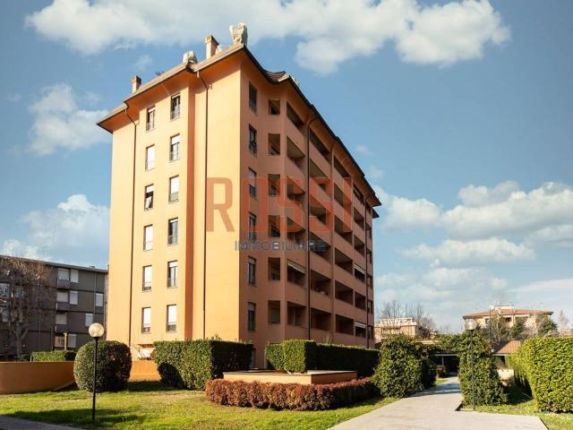 Appartamento in vendita a San Fruttuoso, Monza