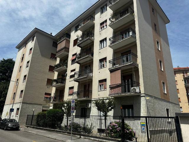 Appartamento in vendita a Triante, Monza