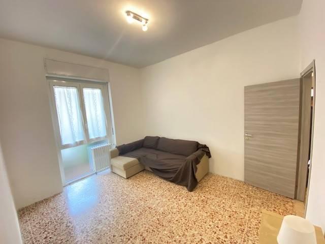 Appartamento in vendita a Regina Pacis, Monza
