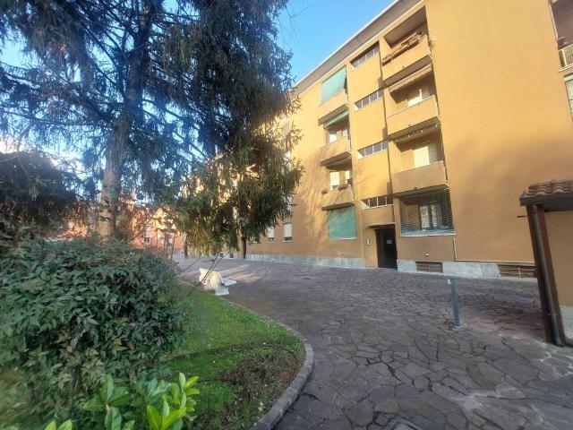 Appartamento in vendita a Sant'Albino, Monza